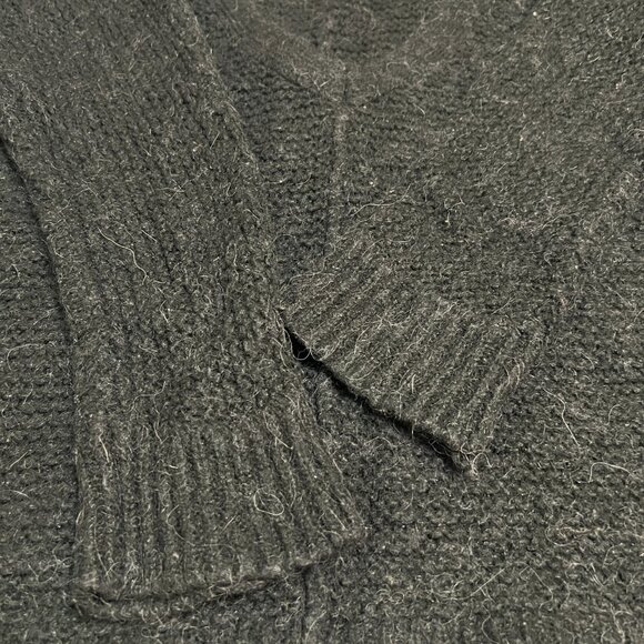 Free People Black Textured Knit Sweater Slouchy V-Neck Pullover M Wool Blend - Picture 4 of 8